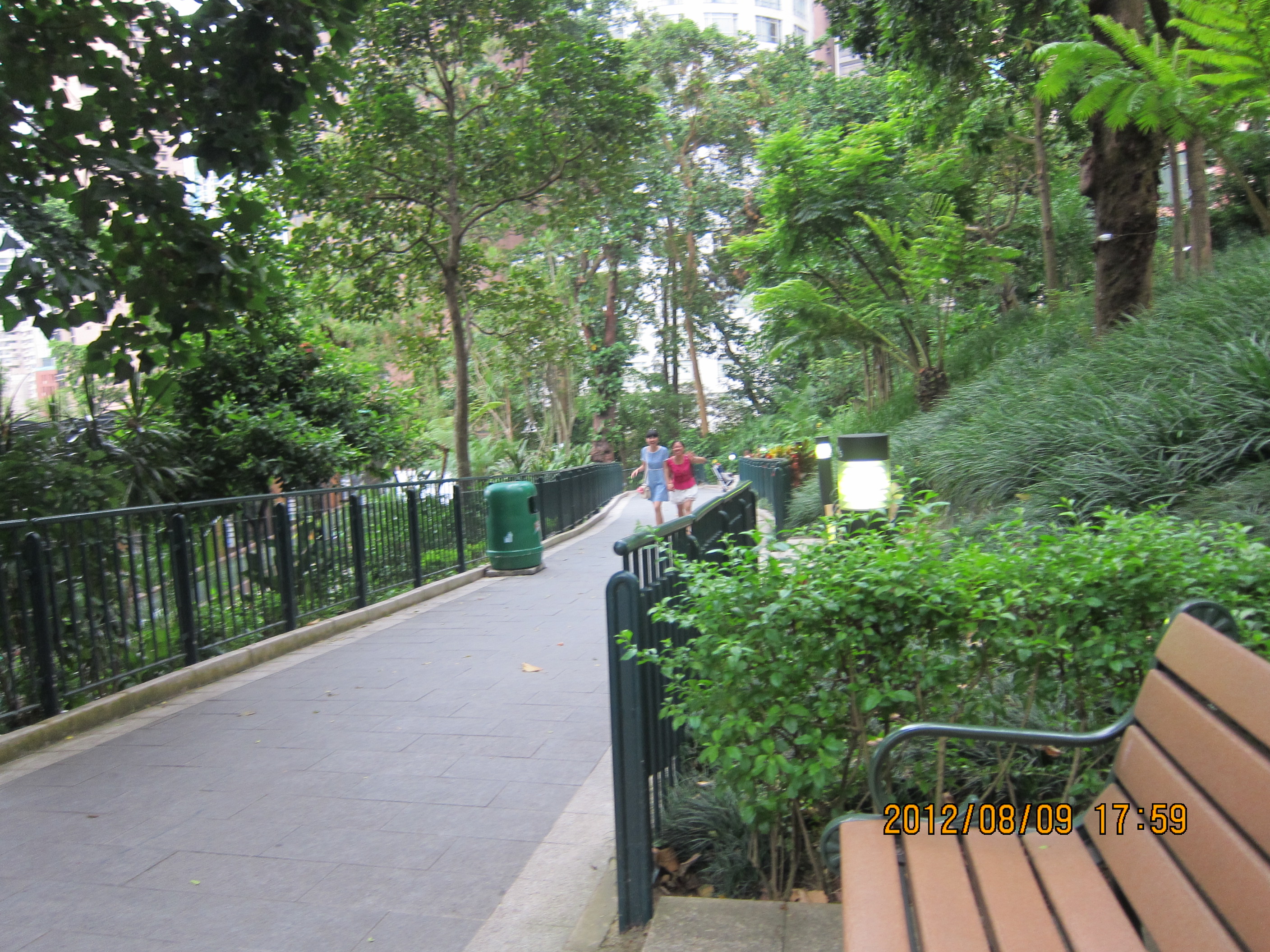 8月8日-<em>13</em>日<em>姐妹</em>3人穷游<em>香港</em> - <em>香港</em> - 十六番