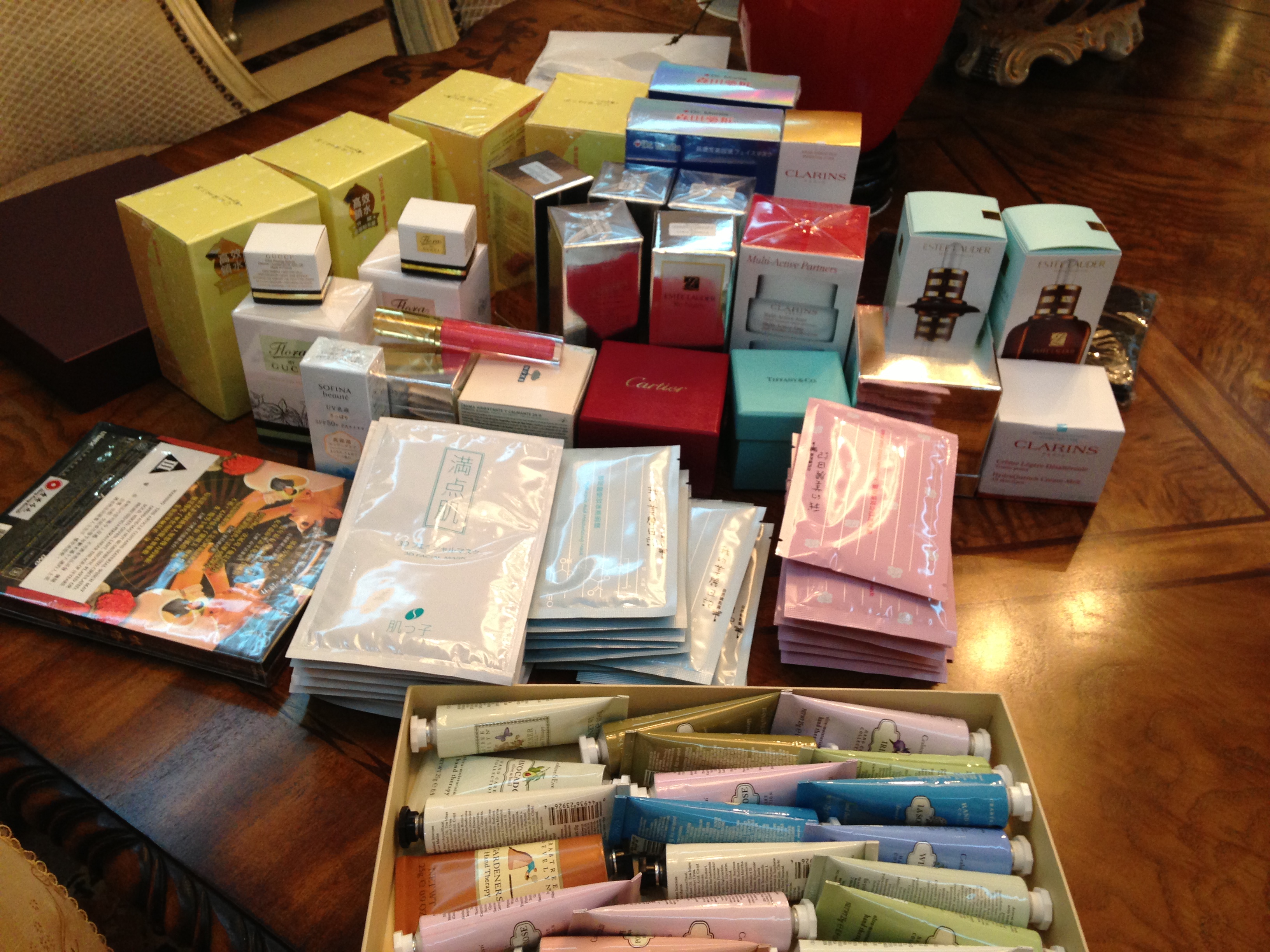 人妻香港扫货行 - 香港 澳门 - 十六番