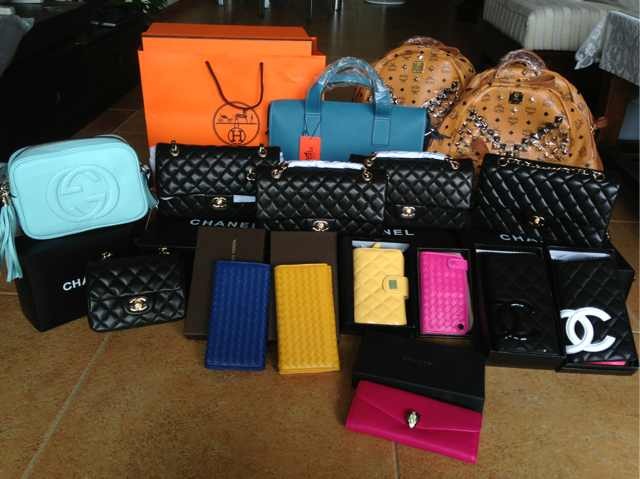 〓香奈儿〓 CF真假对比~快来猜猜哪个是真的