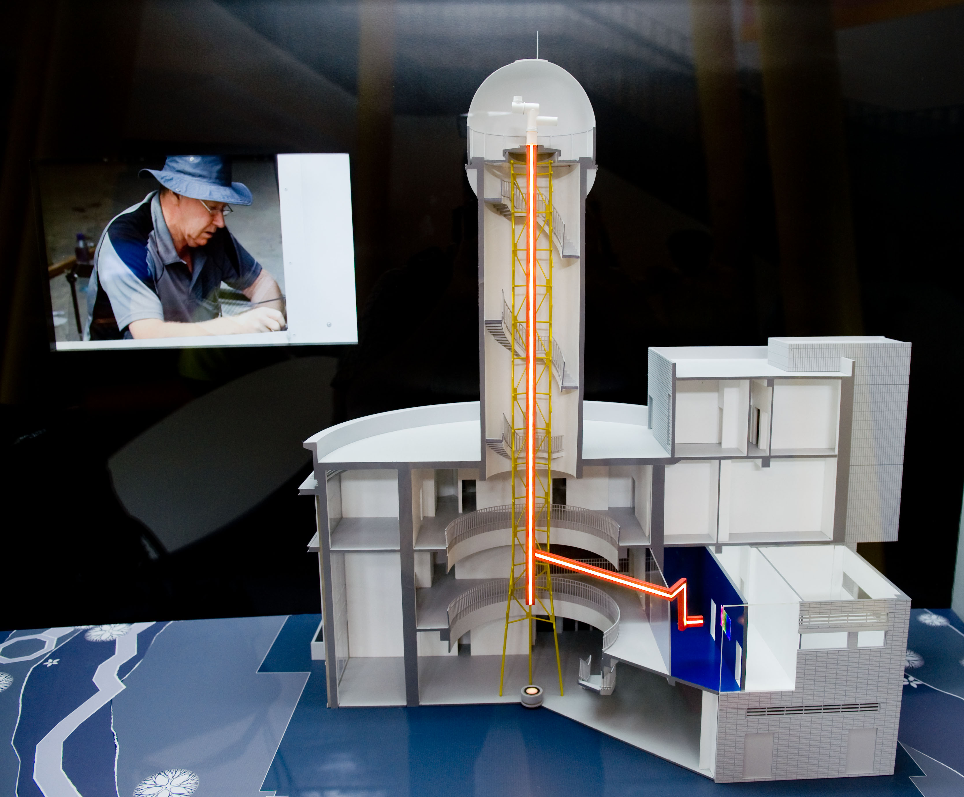 <em>帅哥</em>哥和萌妹妹加80后爸妈 - 香港 - <em>十六</em>番