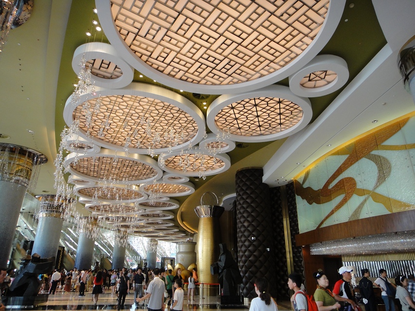 8月4号从香港去澳门大三巴,新老葡京,威尼斯人