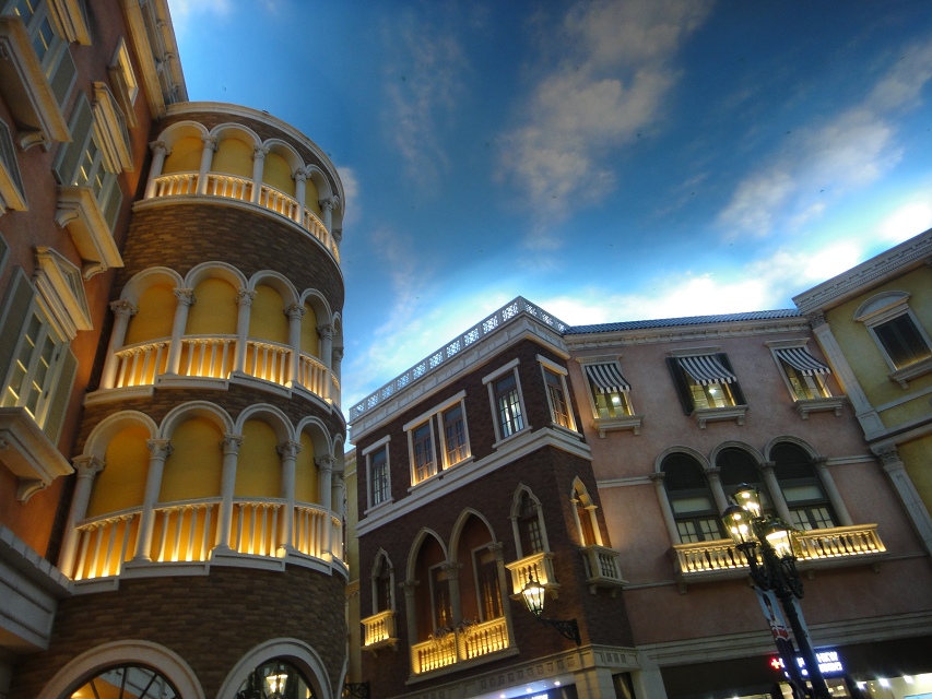 8月4号从香港去澳门大三巴,新老葡京,威尼斯人